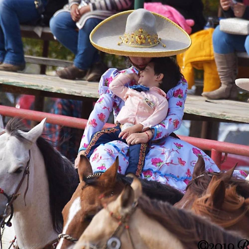 Meet your Posher, Laura